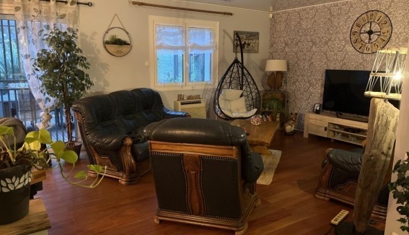 Logement tudiant T5 à Nmes (30000)