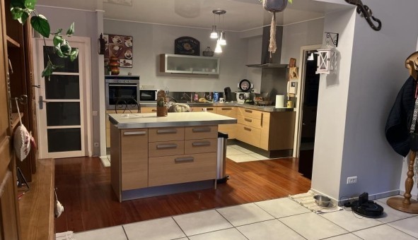 Logement tudiant T5 à Nmes (30000)