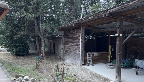 Logement tudiant T5 à Nmes (30000)