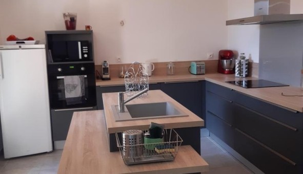 Logement �tudiant T5 &agrave; N�mes (30000)