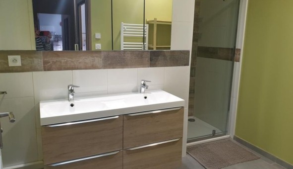 Logement �tudiant T5 &agrave; N�mes (30000)