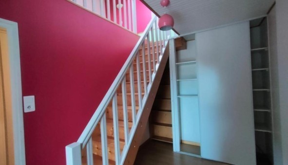 Logement tudiant T5 à Noailly (42640)