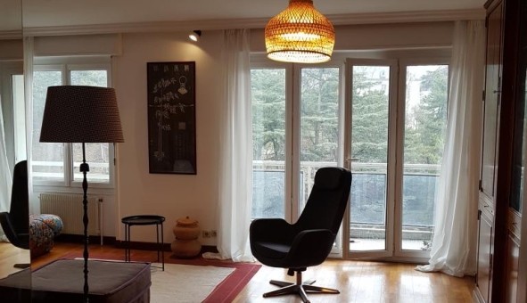 Logement tudiant Location T5 Vide Oullins (69600)