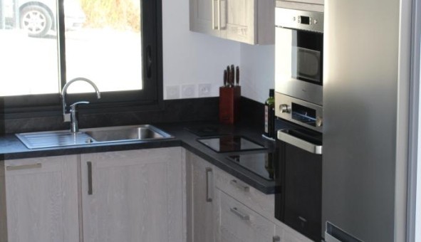 Logement �tudiant T5 &agrave; Plan de la Tour (83120)