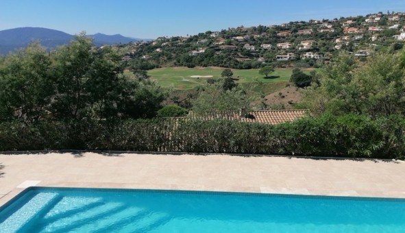 Logement �tudiant T5 &agrave; Plan de la Tour (83120)