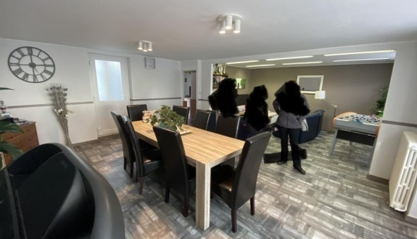 Logement tudiant T5 à Pless (44630)