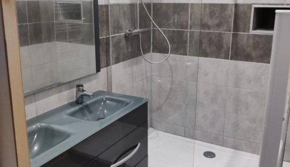 Logement �tudiant T5 &agrave; Quaix en Chartreuse (38950)