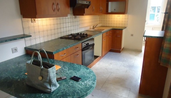 Logement �tudiant T5 &agrave; Reims (51100)