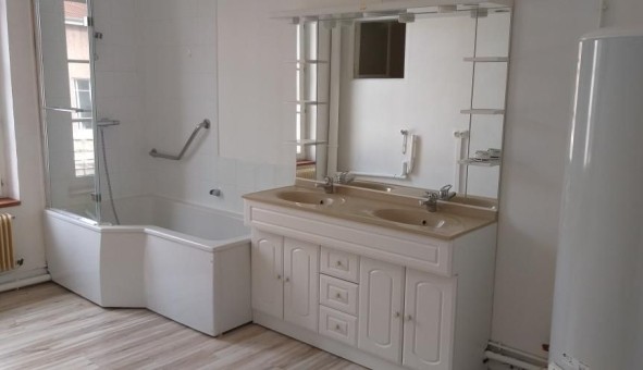 Logement �tudiant T5 &agrave; Reims (51100)