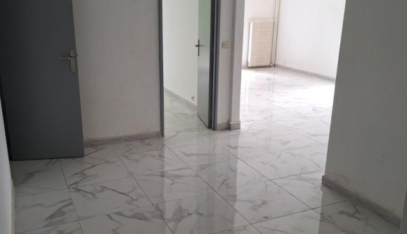 Logement tudiant T5 à Ris Orangis (91000)