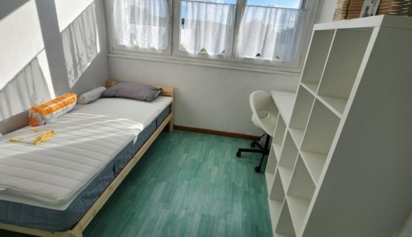 Logement tudiant T5 à Ris Orangis (91000)