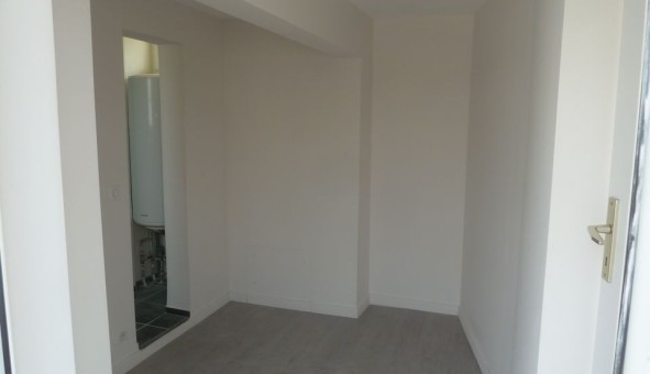 Logement �tudiant T5 &agrave; Saint Laurent du Var (06700)