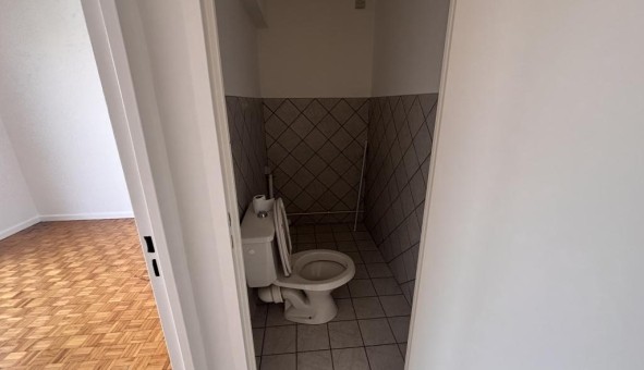 Logement tudiant T5 à Sedan (08200)