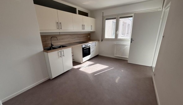 Logement tudiant T5 à Sedan (08200)