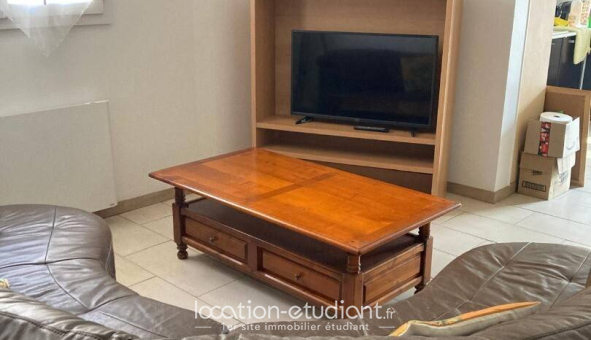 Logement tudiant T5 à Sonchamp (78120)