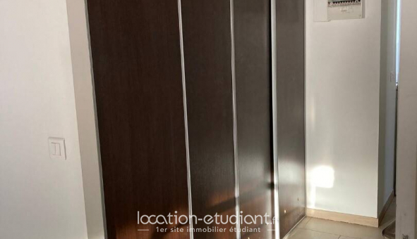 Logement tudiant T5 à Sonchamp (78120)