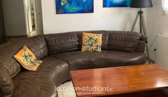 Logement tudiant T5 à Sonchamp (78120)