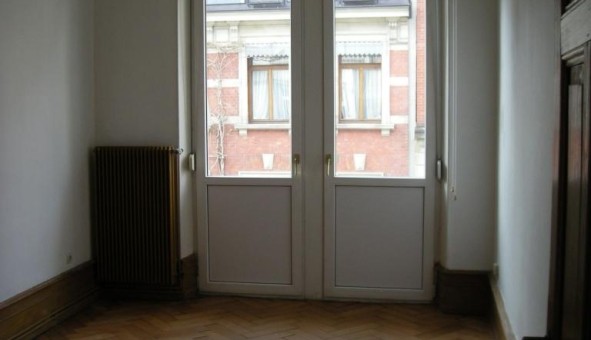 Logement tudiant Location T5 Vide Strasbourg (67000)