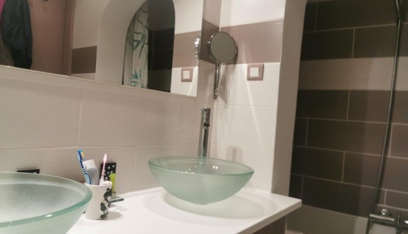 Logement �tudiant T5 &agrave; Toulon (83200)