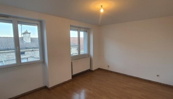 Logement �tudiant T5 &agrave; Villars (42390)