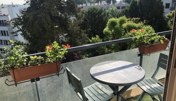 Logement tudiant Location T5 Vide Ville d'Avray (92410)