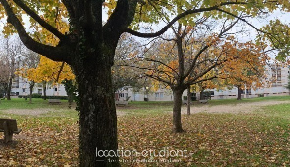 Logement tudiant Chambre à Bagnols sur Cze (30200)