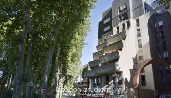Logement tudiant Chambre à Bourges (18000)