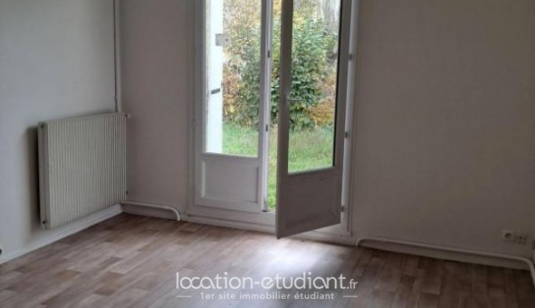 Logement tudiant Chambre à Champigny sur Veude (37120)