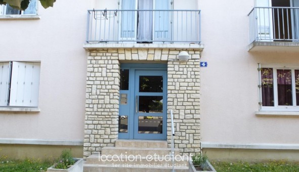 Logement tudiant Chambre à Dnez sous Dou (49700)