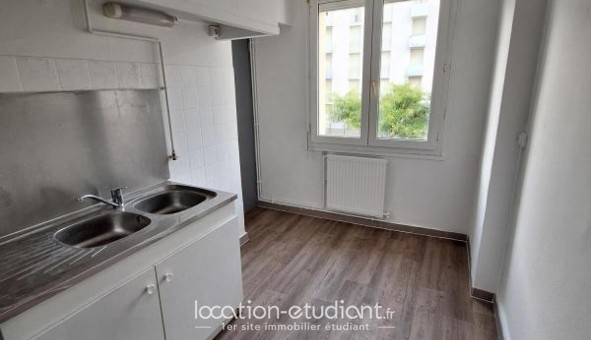 Logement tudiant Chambre à Orange (84100)