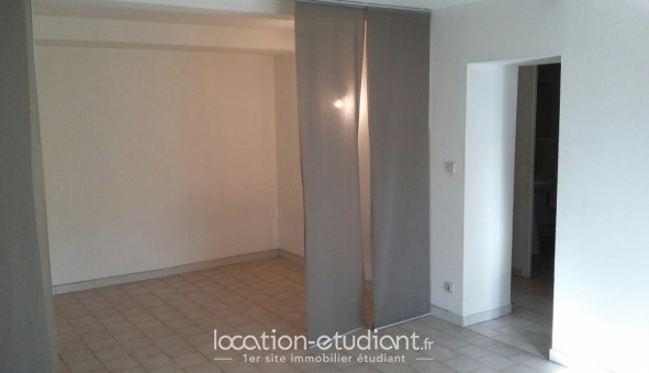 Logement tudiant Location Chambre Vide Peyrolles en Provence (13860)