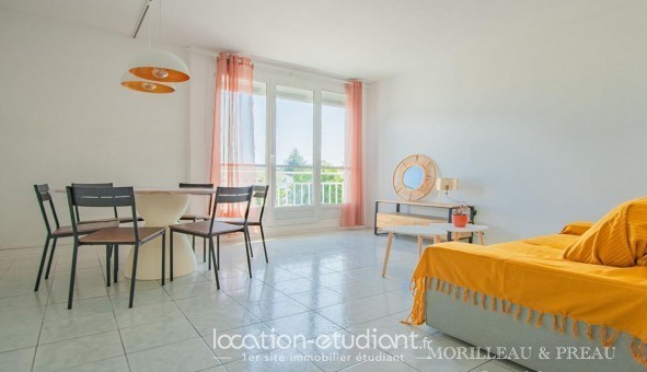 Logement tudiant Chambre à Rez (44400)