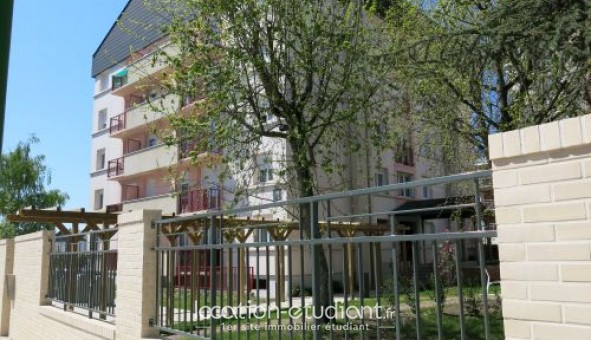 Logement tudiant Chambre à Saint Amand Montrond (18200)