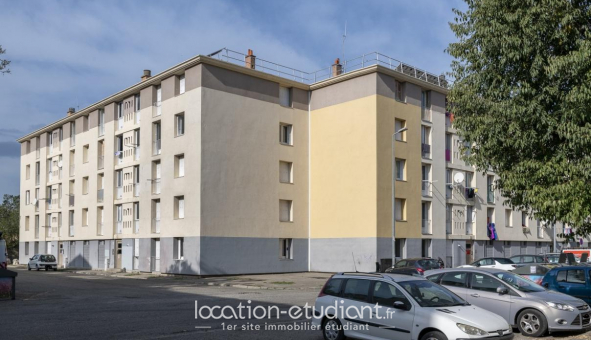 Logement tudiant Location Chambre Vide Sorgues (84700)