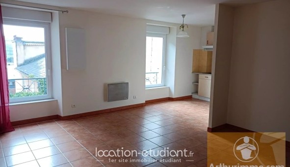 Logement �tudiant T3 &agrave; Buzeins (12150)
