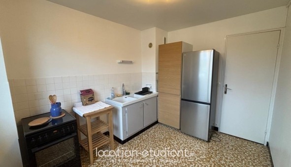 Logement �tudiant T3 &agrave; L'Ha� les Roses (94240)