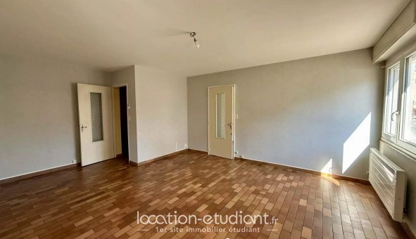 Logement �tudiant T3 &agrave; Bart (25420)