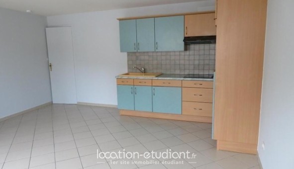 Logement �tudiant T2 &agrave; Br�aut� (76110)