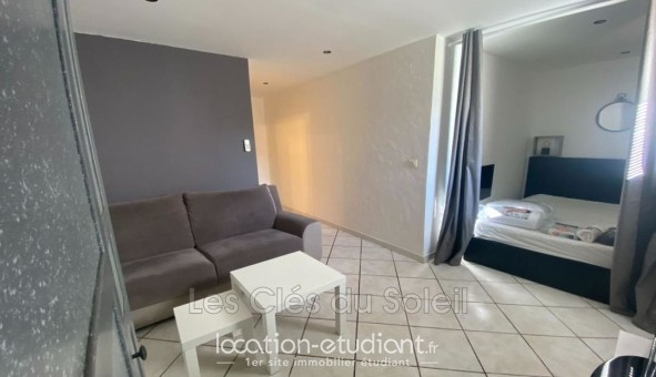 Logement �tudiant Studio &agrave; Cuers (83390)