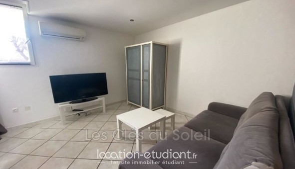 Logement �tudiant Studio &agrave; Cuers (83390)