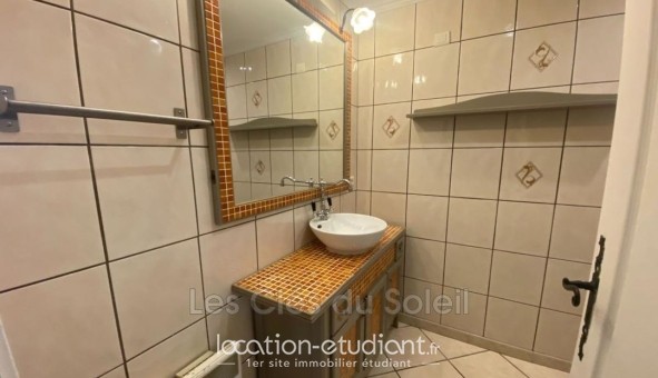 Logement �tudiant Studio &agrave; Cuers (83390)