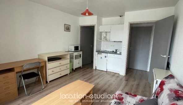 Logement �tudiant Location Studio Meubl&eacute; La Rochelle (17000)