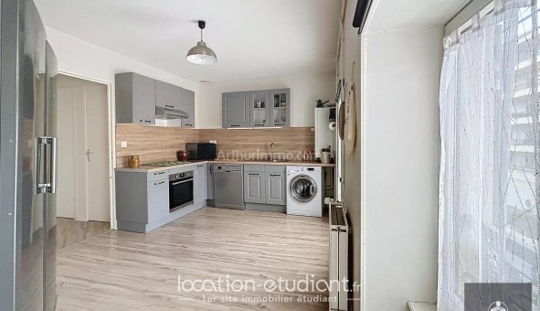 Logement �tudiant T3 &agrave; Le Coteau (42120)