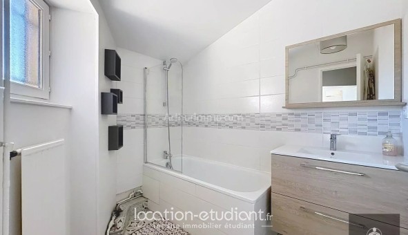 Logement �tudiant T3 &agrave; Le Coteau (42120)