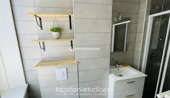 Logement �tudiant Studio &agrave; Millau (12100)