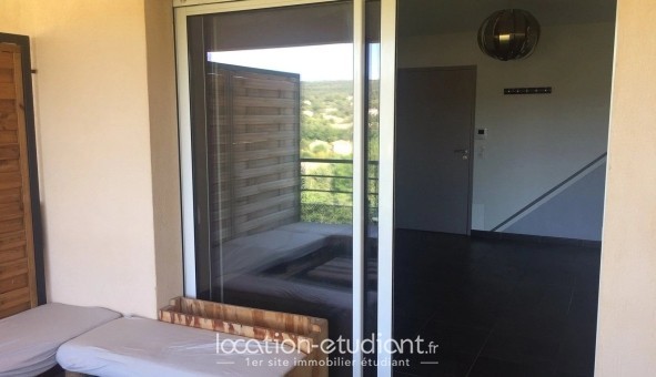 Logement �tudiant T3 &agrave; Pourri�res (83910)
