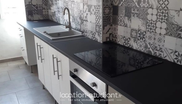Logement �tudiant T2 &agrave; Pourri�res (83910)