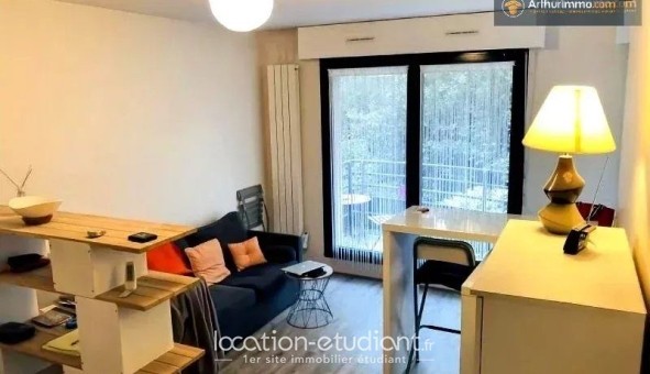 Logement �tudiant Studio &agrave; Puteaux (92800)