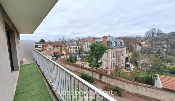 Logement �tudiant Studio &agrave; Rueil Malmaison (92500)