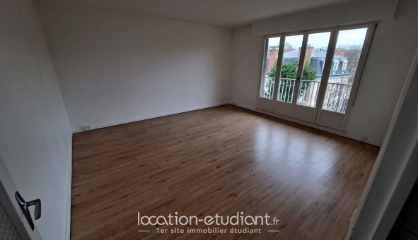 Logement �tudiant Studio &agrave; Rueil Malmaison (92500)